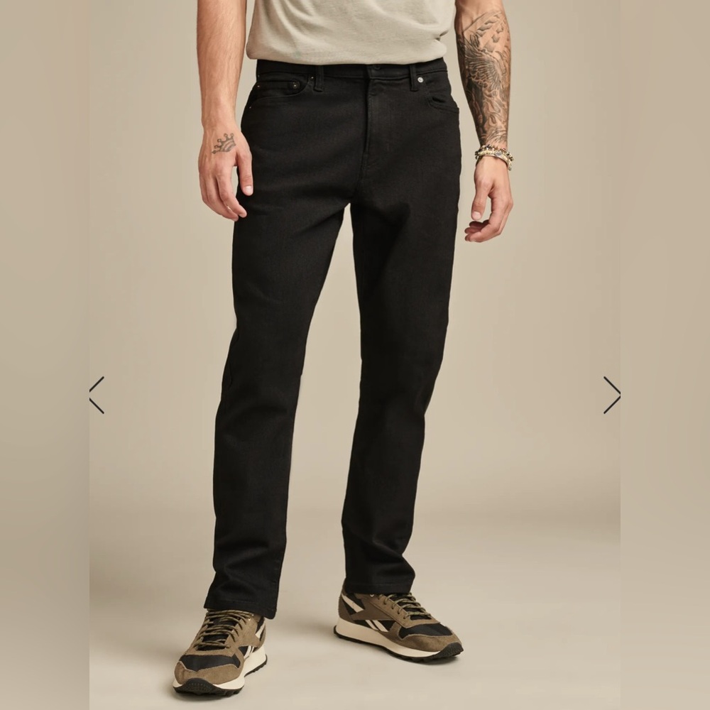 Lucky Brand 410 Athletic Straight 36w 32 length Black Denim